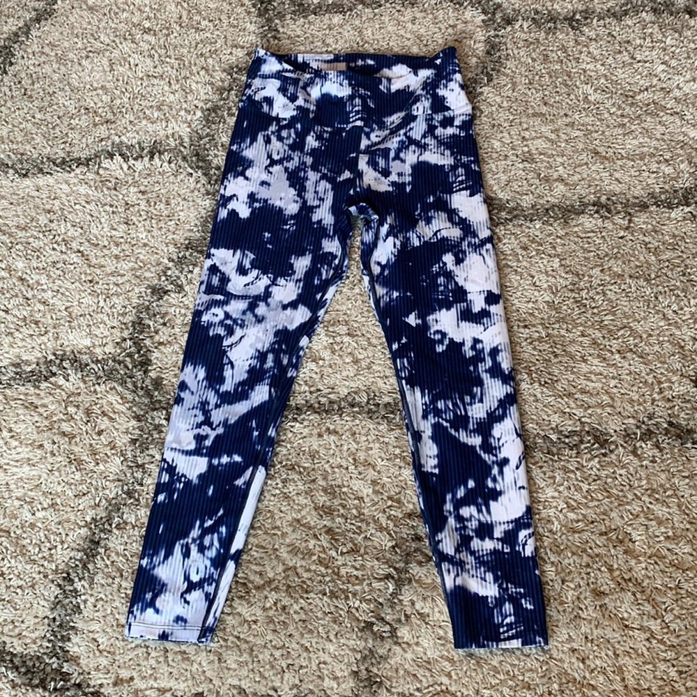 Women's Activewear size Medium Tie-Dye Workout Athleisure bottoms